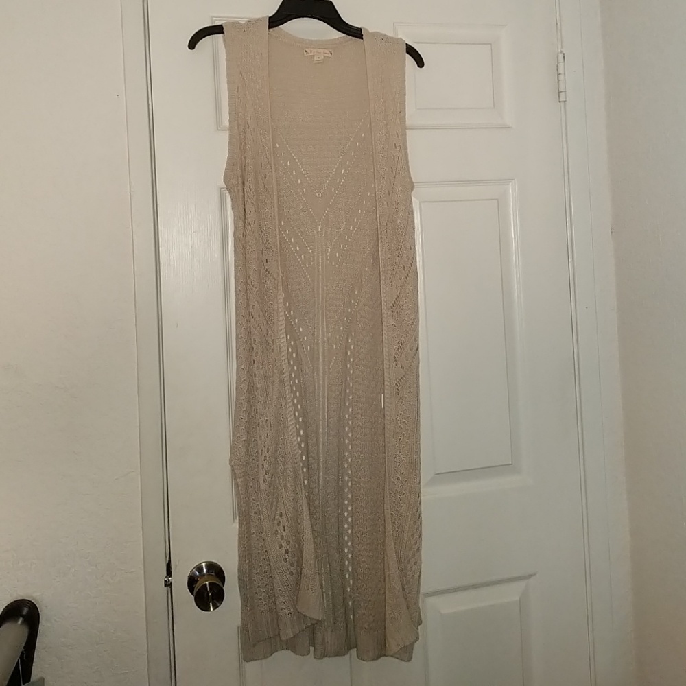 Khaki sleeveless cardigan